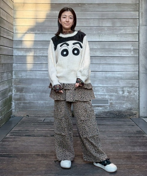 Candy Stripper（キャンディストリッパー）の「【クレヨンしんちゃん】ふわふわ フェイス ニット（ニット/セーター・レディース・オフホワイト/ベージュ/ピンク・FREE）」の10枚目の写真