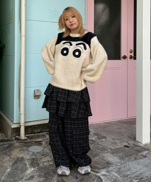 Candy Stripper（キャンディストリッパー）の「【クレヨンしんちゃん】ふわふわ フェイス ニット（ニット/セーター・レディース・オフホワイト/ベージュ/ピンク・FREE）」の7枚目の写真