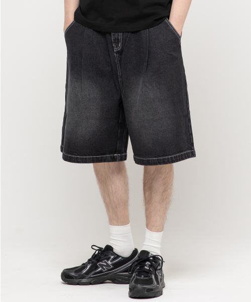 CHAMBROS（チャンブロス）の「ワイドノンフェイドワンタックバミューダデニムハーフパンツ[ウォッシュドブラック]（その他パンツ・レディース・その他・MEDIUM/LARGE/X-LARGE/XX-LARGE）」の2枚目の写真