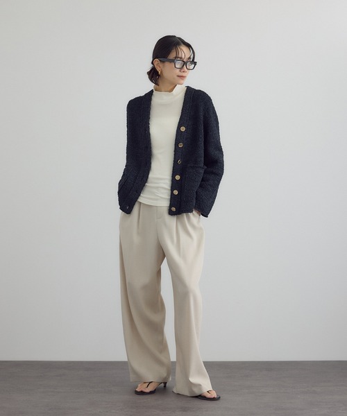 SALON adam et rope'(サロン アダム エ ロペ)の「Hug Silkハイネックプルオーバー(Tシャツ/カットソー・レディース・ブラック/レッド/ホワイト・FREE)」の8枚目の写真