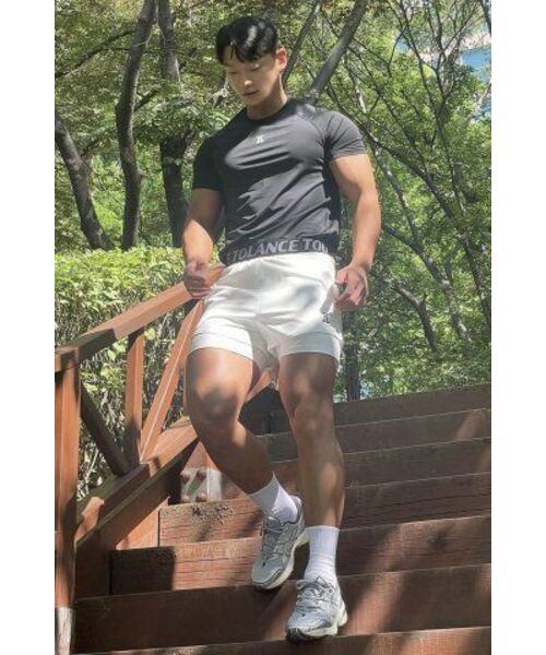 TOLANCE(トランス)の「アクティブパフォーマンスレギンスショーツ - スノーホワイト(その他パンツ・メンズ・ホワイト・MEDIUM/LARGE/X-LARGE)」の9枚目の写真