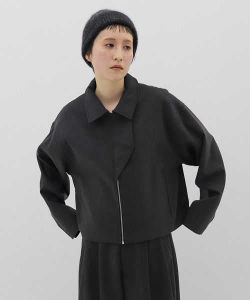 lit(リット)の「Wool Like Short Zip Blouson(ブルゾン・レディース・チャコールグレー/ブラック・FREE)」の3枚目の写真