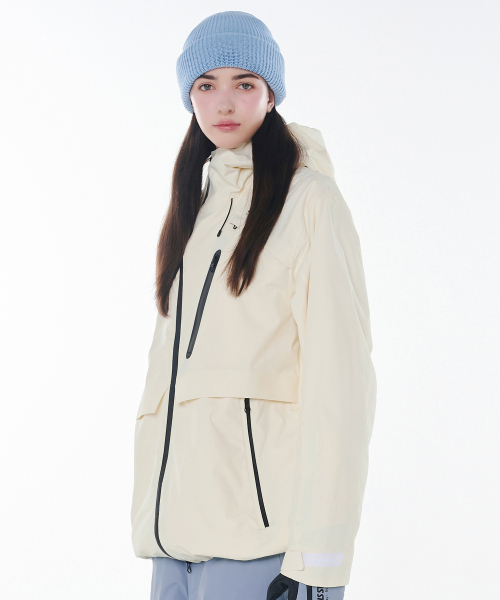 DOLL OUTERWEAR(ドラ アウターウェア)の「2425 アルテ ボードウェアジャケット アイボリー 男女共用(ナイロンジャケット・レディース・その他・LARGE/X-SMALL/SMALL/MEDIUM/X-LARGE)」の8枚目の写真