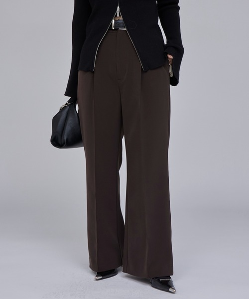 Lui's（ルイス）の「【Miu企画】セミフレアスラックス（スラックス・レディース・ブラウン/ブラック・36/38）」の2枚目の写真