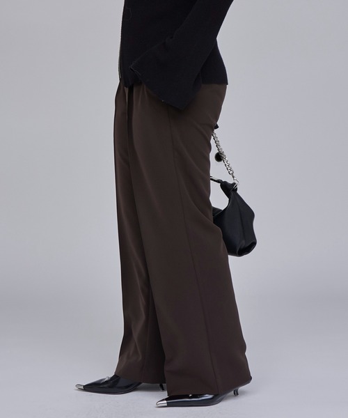 Lui's（ルイス）の「【Miu企画】セミフレアスラックス（スラックス・レディース・ブラウン/ブラック・36/38）」の21枚目の写真