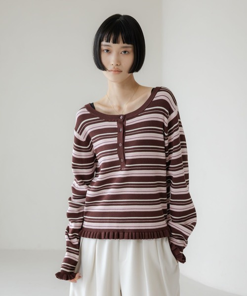 LOWRYS FARM（ローリーズファーム）の「マルチボーダーフリルタイトＬＳ　642942（ニット/セーター・レディース・アイボリー/ブラウン/ネイビー/ホワイト/グレー・FREE）」の5枚目の写真