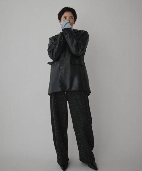 VION（ヴィオン）の「グリマーリラクストワイドパンツ / Glimmer Relaxed Wide Pants（スウェットパンツ・レディース・ブラック/グレー・FREE）」の3枚目の写真