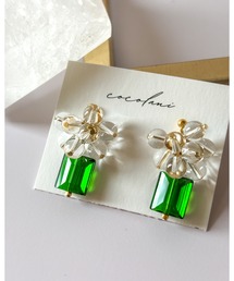 【cocolani】天然石とカットガラスの揺れる小さめピアス(MA)