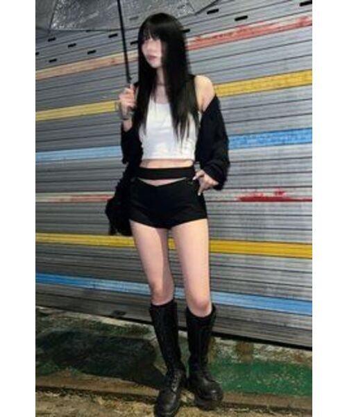 FANYOUNG(ファンヤング)の「カットアウトマイクロショーツ(その他パンツ・レディース・その他・MEDIUM)」の7枚目の写真