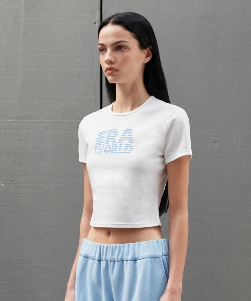 ERA(エラ)の「WOMEN ERA WORLD SLIM CROPPED T - WHITE(Tシャツ/カットソー・レディース・その他・MEDIUM/SMALL)」の3枚目の写真