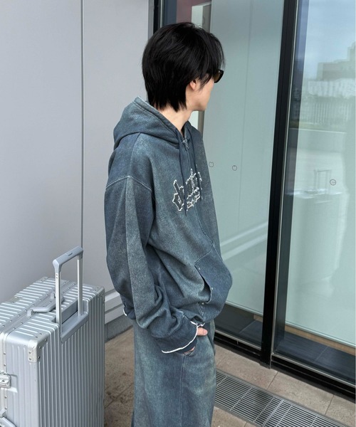 sedacle(セダクル)の「【26SS】デニムプリント加工ジップパーカー(パーカー・メンズ・インディゴブルー・MEDIUM/LARGE/SMALL)」の14枚目の写真