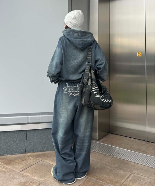 sedacle(セダクル)の「【26SS】デニムプリント加工ジップパーカー(パーカー・メンズ・インディゴブルー・MEDIUM/LARGE/SMALL)」の7枚目の写真