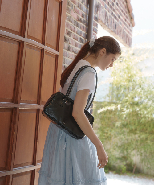 ANOETIC（アノエティック）の「ANC BAGUETTE BAG_BLACK（ショルダーバッグ・レディース・ブラック・FREE）」の3枚目の写真