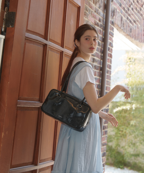 ANOETIC（アノエティック）の「ANC BAGUETTE BAG_BLACK（ショルダーバッグ・レディース・ブラック・FREE）」の4枚目の写真