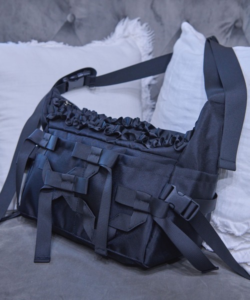 Whinny（ホワイニー）の「Whinny/【2026春新作♪】リボンプリンセスの脱ニートバッグ（ショルダーバッグ・レディース・ホワイト/ブラック・FREE）」の8枚目の写真