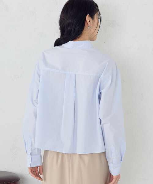 COMME CA ISM（コムサイズム）の「ボックスシルエット クロップドシャツ（シャツ/ブラウス・レディース・オフホワイト/サックスブルー・SMALL/X-LARGE/LARGE/MEDIUM）」の17枚目の写真