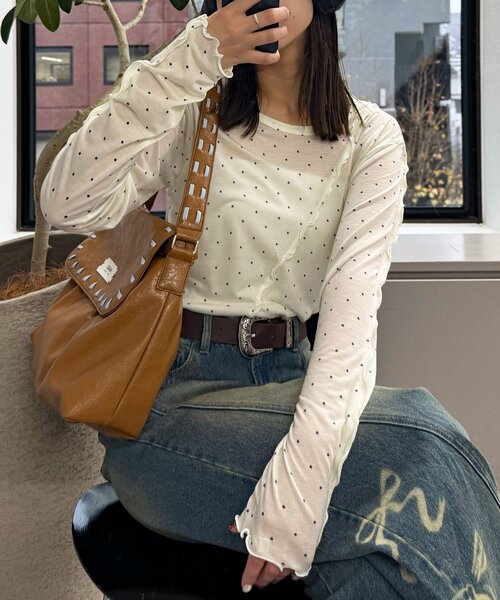 CIAOPANIC（チャオパニック）の「（無地/星柄）メローデザインシアートップス（Tシャツ/カットソー・レディース・ネイビー/グレー/オフホワイト/イエロー/イエロー系その他/グレー系その他・ONE SIZE）」の15枚目の写真