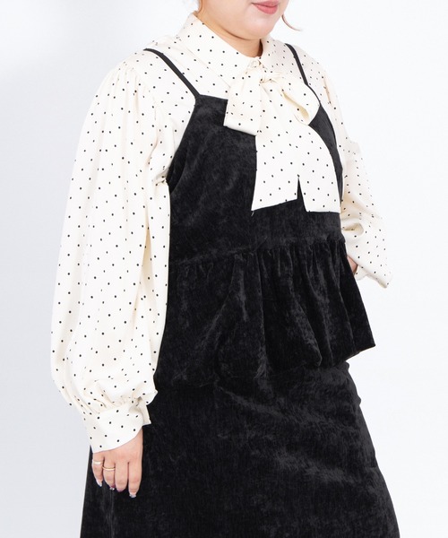 PUNYUS(プニュズ)の「ベロアバルーンキャミチュニック(チュニック・レディース・ブラック/オフホワイト/グレー・1/2/3/4/5)」の4枚目の写真