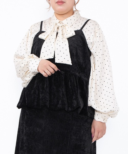 PUNYUS(プニュズ)の「ベロアバルーンキャミチュニック(チュニック・レディース・ブラック/オフホワイト/グレー・1/2/3/4/5)」の5枚目の写真