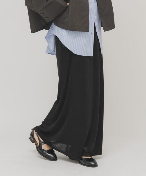 KBF（ケイビーエフ）の「シャイニーイージースカート（スカート・レディース・グレー/ブラウン/ブラック・ONE）」の2枚目の写真