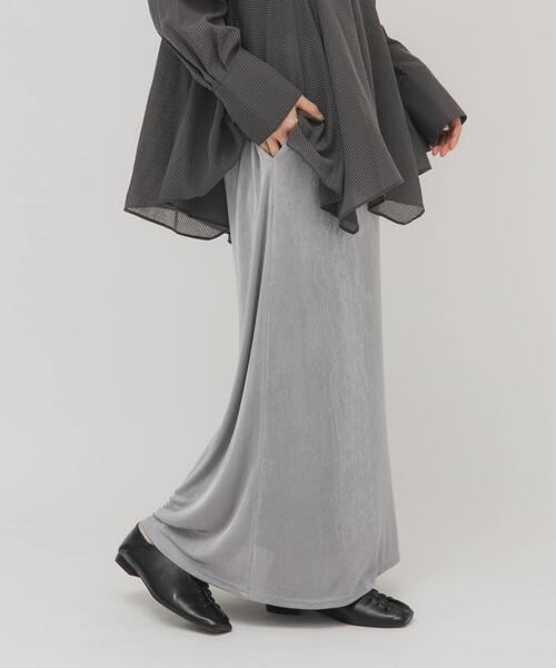 KBF（ケイビーエフ）の「シャイニーイージースカート（スカート・レディース・グレー/ブラウン/ブラック・ONE）」の5枚目の写真