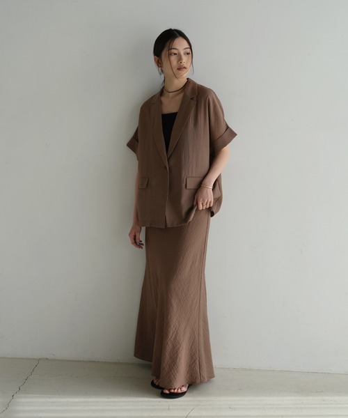 andme(アンドミー)の「リネンブレンドシアージャケット(テーラードジャケット・レディース・ライトベージュ/ブラック/モカ・M)」の8枚目の写真