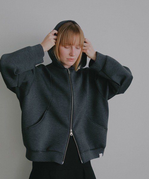 LOGO ROUND HOODIE（パーカー）｜MANOF（マノフ）のファッション通販