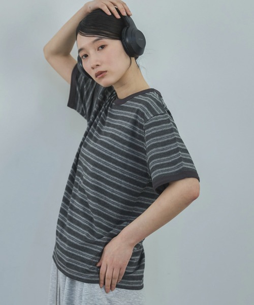 feepur（フェピュール）の「マルチボーダーオーバーリンガーTee（Tシャツ/カットソー・レディース・モカ/チャコールグレー・MEDIUM）」の12枚目の写真