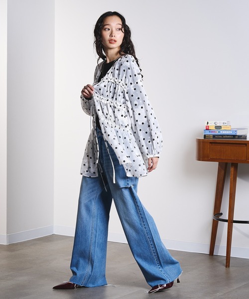 ROSE BUD（ローズバッド）の「FRILL BLOUSE（シャツ/ブラウス・レディース・ブラック/ホワイト・ONE SIZE）」の13枚目の写真