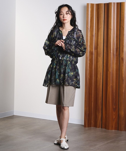 ROSE BUD（ローズバッド）の「FRILL BLOUSE（シャツ/ブラウス・レディース・ブラック/ホワイト・ONE SIZE）」の8枚目の写真