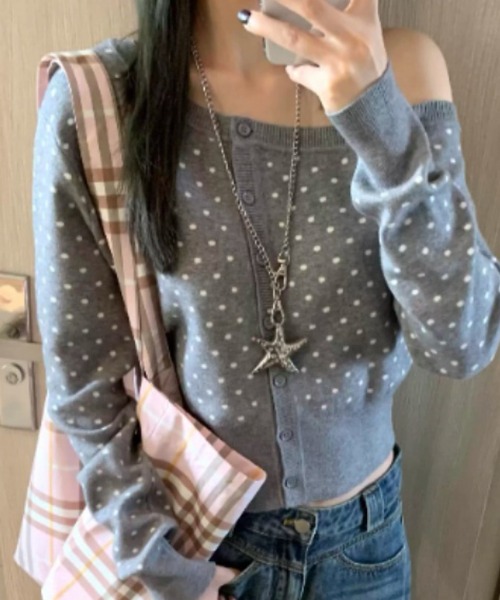 おしゃれスタ(オシャレスタ)の「ドット柄 ニットカーディガン風トップス(ニット/セーター・レディース・ピンク/グレー・S/L/M)」の4枚目の写真