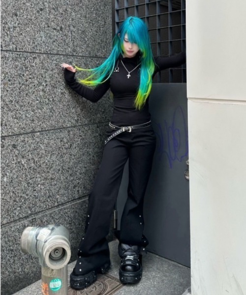 Never mind the XU(ネバーマインドザエックスユー)の「【Never mind the XU】studs belt / 【ネバーマインド ザ エックスユー】スタッズベルト(ベルト・メンズ・ブラック/アイボリー・ONE SIZE)」の9枚目の写真