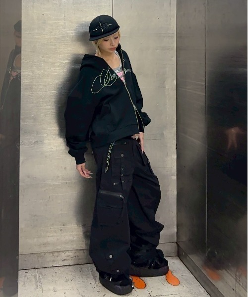 Never mind the XU(ネバーマインドザエックスユー)の「【Never mind the XU】studs belt / 【ネバーマインド ザ エックスユー】スタッズベルト(ベルト・メンズ・ブラック/アイボリー・ONE SIZE)」の15枚目の写真