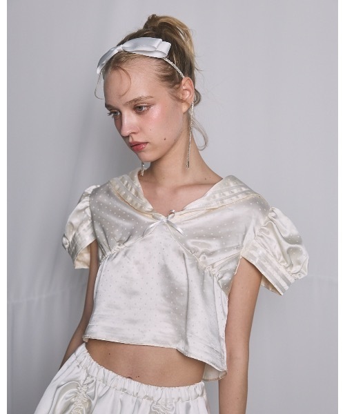 lilLilly（リルリリー）の「サテンドットセーラーブラウス（シャツ/ブラウス・レディース・ブラック/ホワイト/ブルー・FREE）」の2枚目の写真