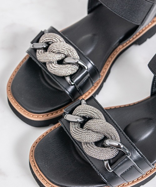 Bridget Birkin（ブリジットバーキン）の「【Bridget Birkin】キラキラチェーンアクセントサンダル(562124)（サンダル・レディース・ブラック/アイボリー/シルバー・M/L/S）」の9枚目の写真