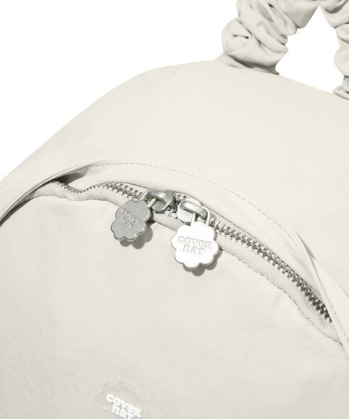 COVERNAT(カバーナット)の「WOMEN CLOVER HEART SHIRRING NYLON BACKPACK(バックパック/リュック・レディース・ブラック/ブルー/ベージュ/ピンク・FREE)」の15枚目の写真