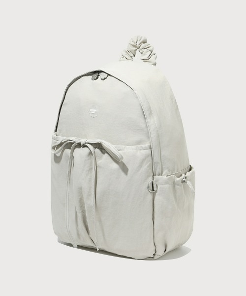 COVERNAT(カバーナット)の「WOMEN CLOVER HEART SHIRRING NYLON BACKPACK(バックパック/リュック・レディース・ブラック/ブルー/ベージュ/ピンク・FREE)」の11枚目の写真