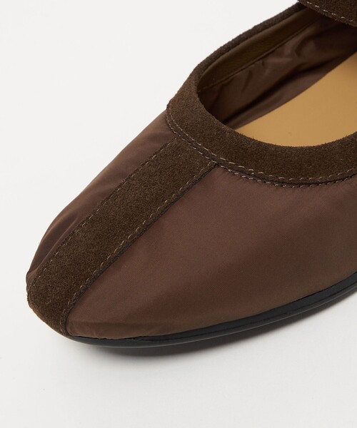ODETTE E ODILE(オデットエオディール)の「<Anniel SPORT> Ballet Maryjane(バレエシューズ・レディース・レッド/ダークブラウン/ブラック・39/36/37/35/38)」の22枚目の写真
