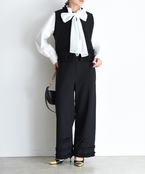 Eimee Law（エイミーロウ）の「フリルトリミングボンディングベスト（ベスト・レディース・ネイビー/ブラック・FREE）」の8枚目の写真