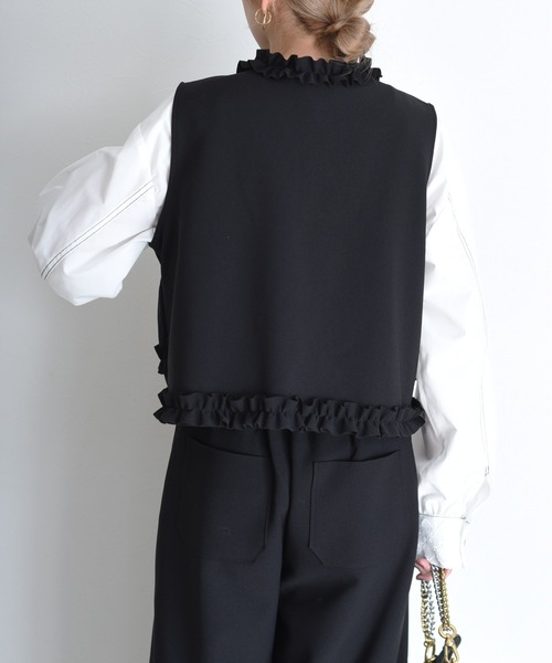 Eimee Law（エイミーロウ）の「フリルトリミングボンディングベスト（ベスト・レディース・ネイビー/ブラック・FREE）」の12枚目の写真