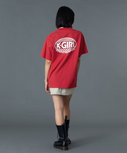 X-girl(エックスガール)の「CHECKER OVAL LOGO POCKET S/S TEE(Tシャツ/カットソー・レディース・ホワイト/レッド/ブラック・S/M/L)」の12枚目の写真