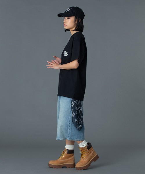 X-girl(エックスガール)の「CHECKER OVAL LOGO POCKET S/S TEE(Tシャツ/カットソー・レディース・ホワイト/レッド/ブラック・S/M/L)」の19枚目の写真