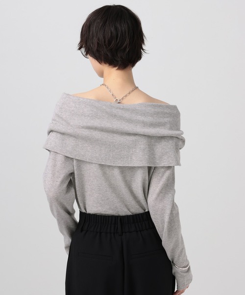 BAYFLOW（ベイフロー）の「オフショルフラップニットプルオーバー（ニット/セーター・レディース・ブラウン/オフホワイト/グレー・FREE）」の12枚目の写真