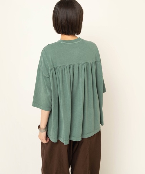 RNA-N(アールエヌエーエヌ)の「M2667 ピグメントギャザーT(Tシャツ/カットソー・レディース・ライトブルー/グリーン/チャコール・FREE)」の5枚目の写真