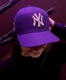NEW ERA（ニューエラ）の「ニューエラ【NEW ERA】- HOMEGAME別注 ヤンキース キャップ 【NEW YORK YANKEES CO Subway Series 59FIFTY DEEP PURPLE 71006616】（キャップ）」