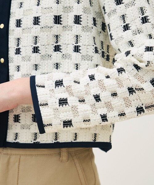 TOMORROWLAND collection(トゥモローランドコレクション)の「ブロックトリコット カーディガンジャケット(ノーカラージャケット・レディース・ホワイト系その他・36)」の9枚目の写真