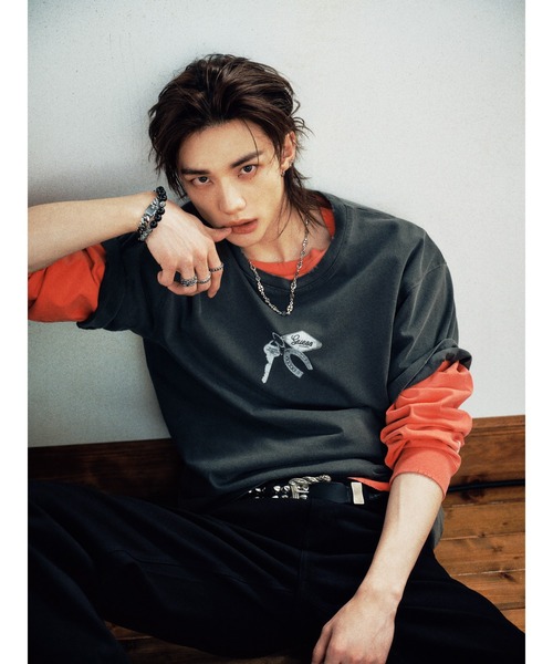 Guess(ゲス)の「MEN'S L/Slv Tee Shirt 長袖Tシャツ(Tシャツ/カットソー・メンズ・レッド/チャコールグレー・LARGE/SMALL/X-LARGE/MEDIUM)」の12枚目の写真