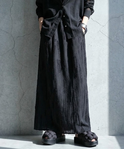 antiqua（アンティカ）の「Iライン 総柄 スカート（スカート・レディース・ブラック/グレー系その他・ONESIZE）」の8枚目の写真