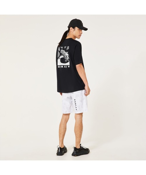 OAKLEY(オークリー)の「オークリー AMPHIBIAN SS T BACK FROG 2.0/Tシャツ/スポーツ・トレーニングコレクション/OAKLEY(Tシャツ/カットソー・メンズ・ブラック・XL/S/M/L)」の6枚目の写真