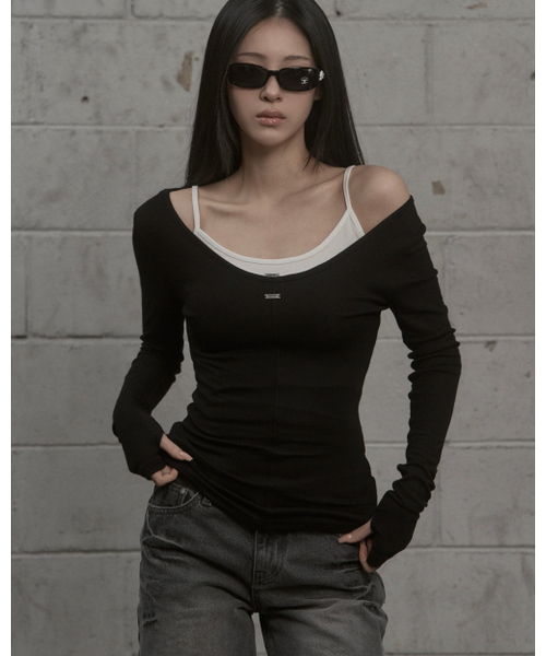 KHAKIPOINT(カーキポイント)の「Sheer V-neck Top (black)(Tシャツ/カットソー・レディース・その他・FREE)」の1枚目の写真